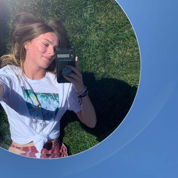 Meet your Posher, Tayler - Picture 3 of 4